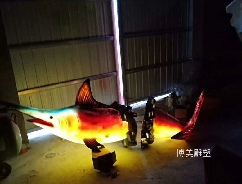 河北廊坊文化公園玻璃鋼發光魚雕塑